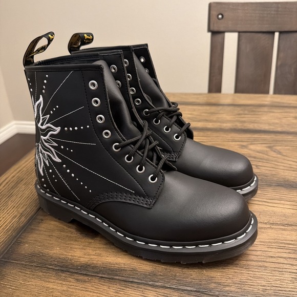 Dr. Martens Other - DR. MARTENS 41813001 GENIX_NAPPA_1460_SOLAR_FLAIRE_BLACK 2025 Woman's 11 …G4